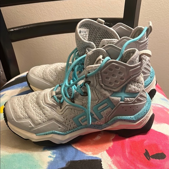 Rax NWOT hiking shoes - Picture 1 of 6